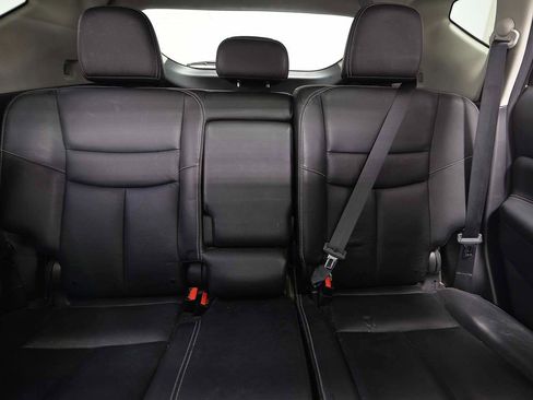 Used 2018 Nissan Murano SL w/ Moonroof Package image 10