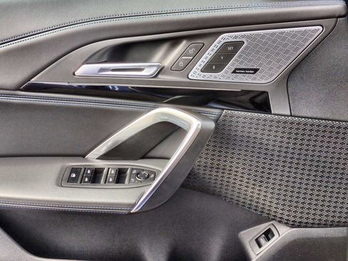 Used 2025 BMW X1 M35i w/ Premium Package image 37