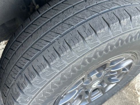 Used 2018 Toyota Tacoma SR5 image 4