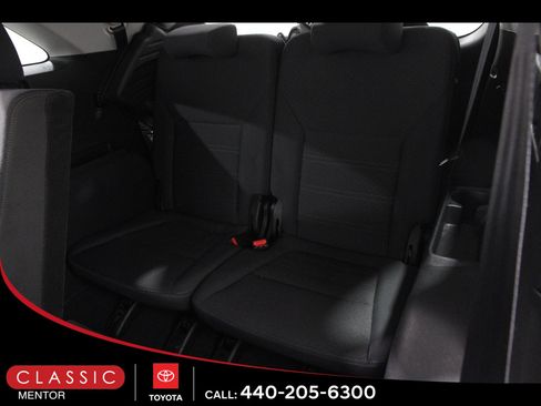 Used 2020 Kia Sorento LX FWD image 18