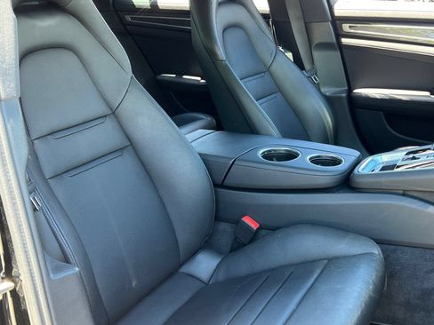 Certified 2023 Porsche Panamera 4 Platinum Edition AWD/4WD image 16