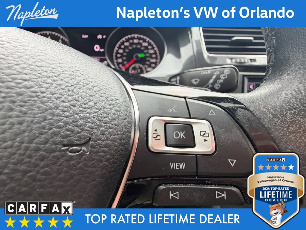 Used 2020 Volkswagen Golf 4-Door FWD image 25