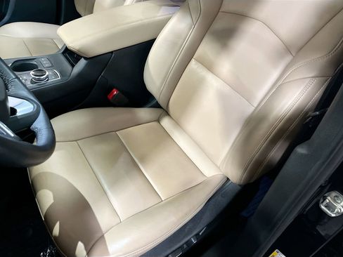 Used 2024 Cadillac XT4 Premium Luxury w/ Cold Weather Package AWD/4WD image 20