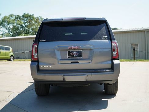 Used 2020 GMC Yukon SLT w/ Premium Edition image 13