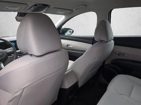 New 2026 Hyundai Tucson SE image 16