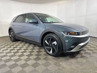 Used 2025 Hyundai Ioniq 5 SE video 2