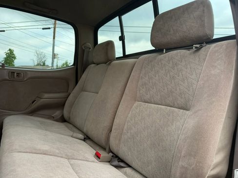 Used 2004 Toyota Tacoma PreRunner image 13