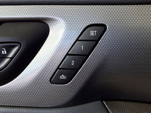 Used 2019 Chevrolet Traverse Premier image 18