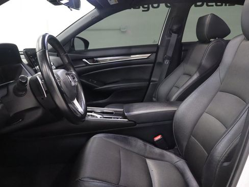 Used 2019 Honda Accord Sport image 11