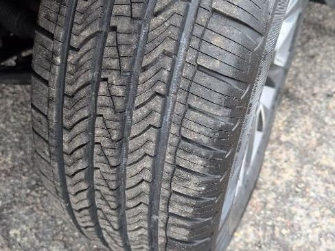 Used 2023 Chevrolet Tahoe Z71 image 6