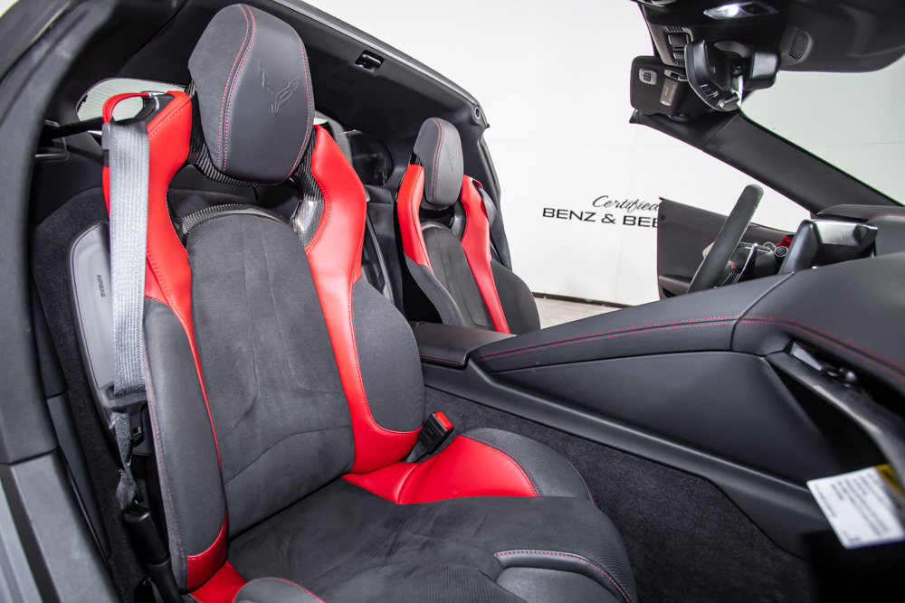 Used 2024 Chevrolet Corvette Stingray Preferred Cpe w/ Z51 Performance Package RWD image 16