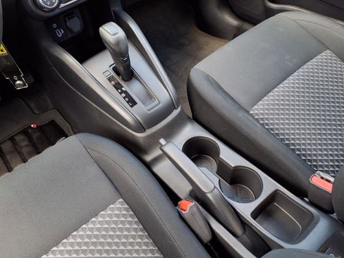 Used 2024 Nissan Versa S image 17