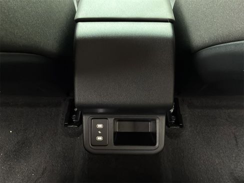 New 2025 Kia K4 LXS image 17