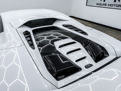 Used 2023 Lamborghini Huracan Tecnica image 73