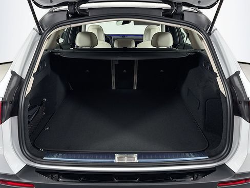 New 2026 Mercedes-Benz E 450 4MATIC All-Terrain Wagon image 22