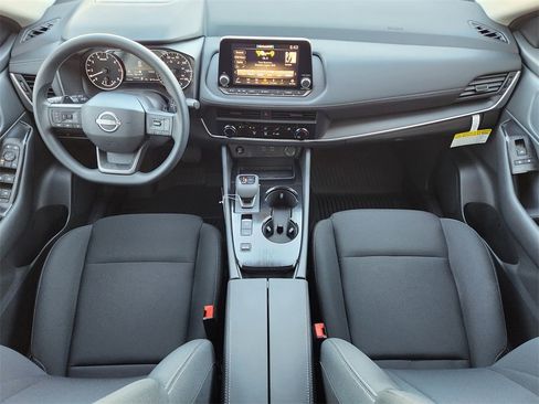 New 2026 Nissan Rogue S image 19