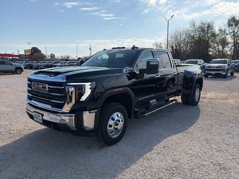 New 2026 GMC Sierra 3500 SLT image 2