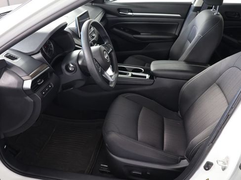 Used 2023 Nissan Altima 2.5 SV FWD image 18