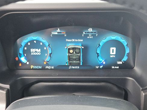 New 2025 Ford Bronco Badlands image 9