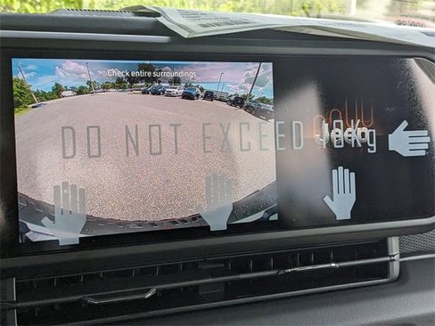 Used 2025 Jeep Wrangler Rubicon image 17