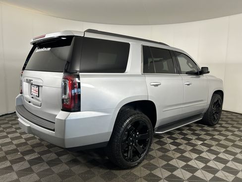 Used 2016 GMC Yukon SLE w/ Convenience Package AWD/4WD image 5