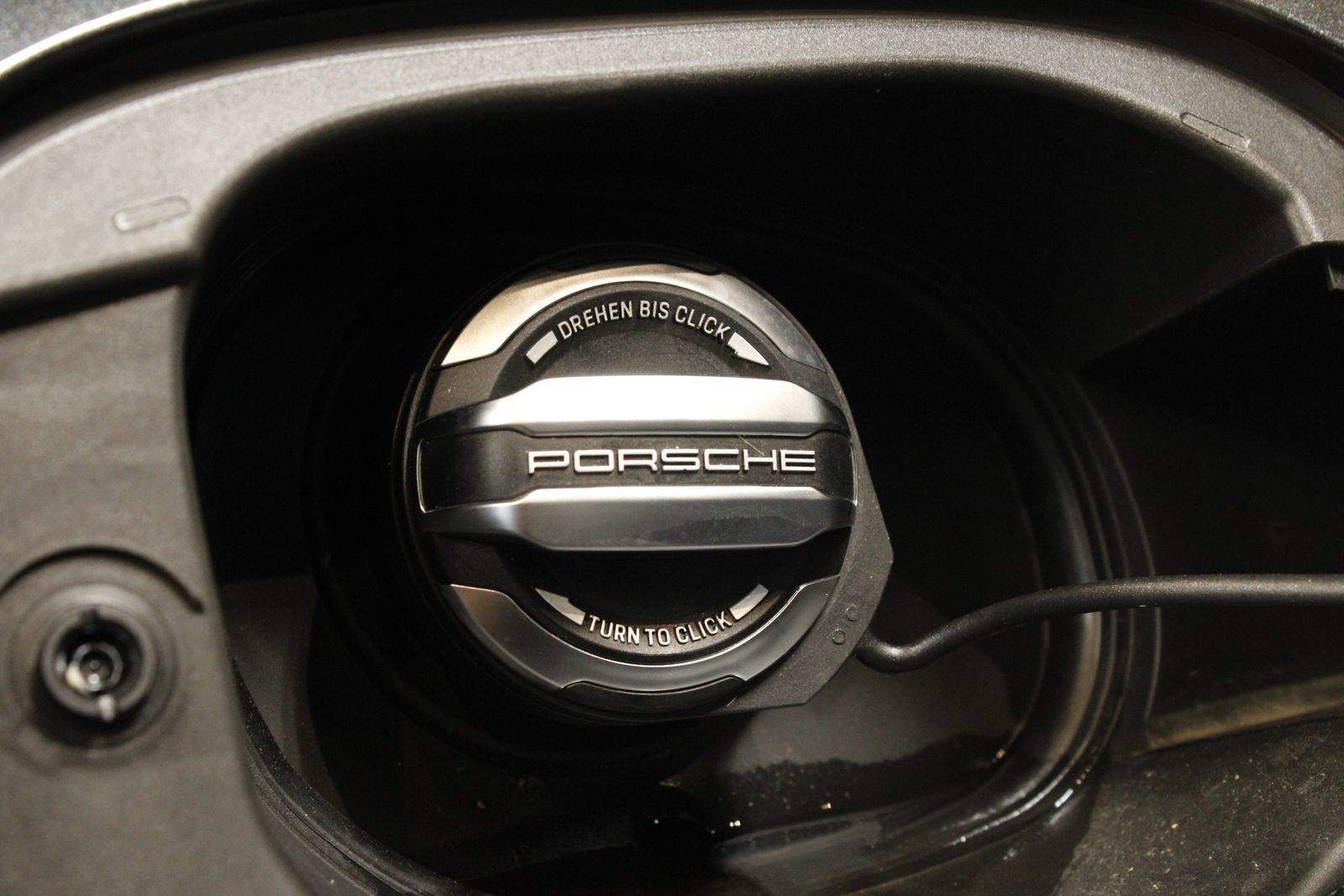 Certified 2026 Porsche Macan AWD/4WD image 34