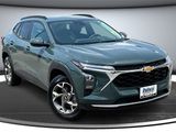 New 2025 Chevrolet Trax LT w/ LPO, Blackout Package image 2