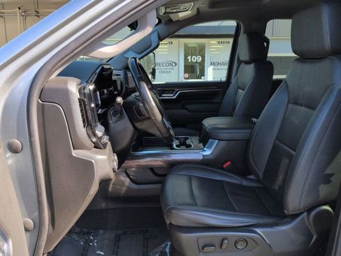 Used 2024 Chevrolet Silverado 3500 LTZ w/ LTZ Premium Package image 19