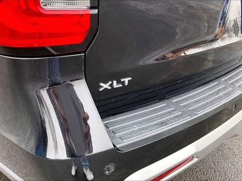 Used 2024 Ford Expedition Max XLT image 34