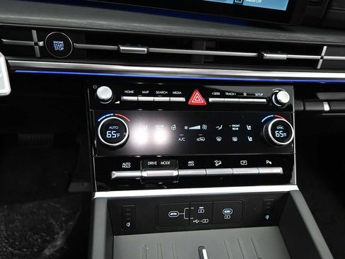 New 2026 Hyundai Santa Fe Limited AWD/4WD image 18