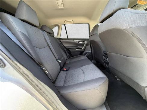 Used 2021 Toyota RAV4 XLE FWD image 23