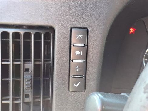 Used 2015 GMC Savana 2500 image 16