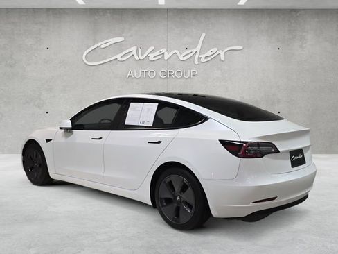 Used 2021 Tesla Model 3 Standard Range Plus image 14