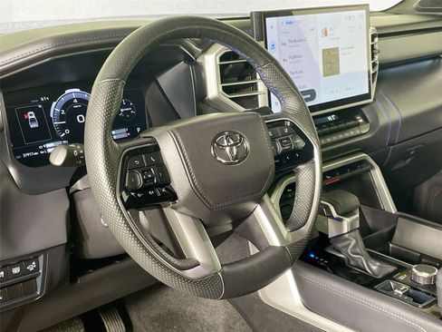 Used 2025 Toyota Tundra Platinum image 19