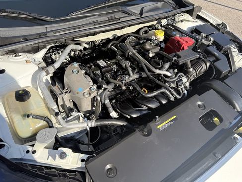 Used 2024 Nissan Sentra SR w/ SR Premium Package FWD image 45