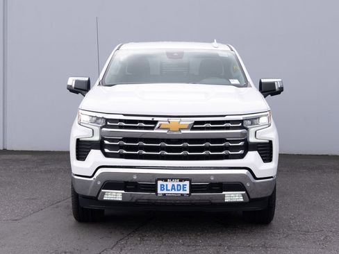 Used 2025 Chevrolet Silverado 1500 LTZ w/ LTZ Convenience Package II AWD/4WD image 22
