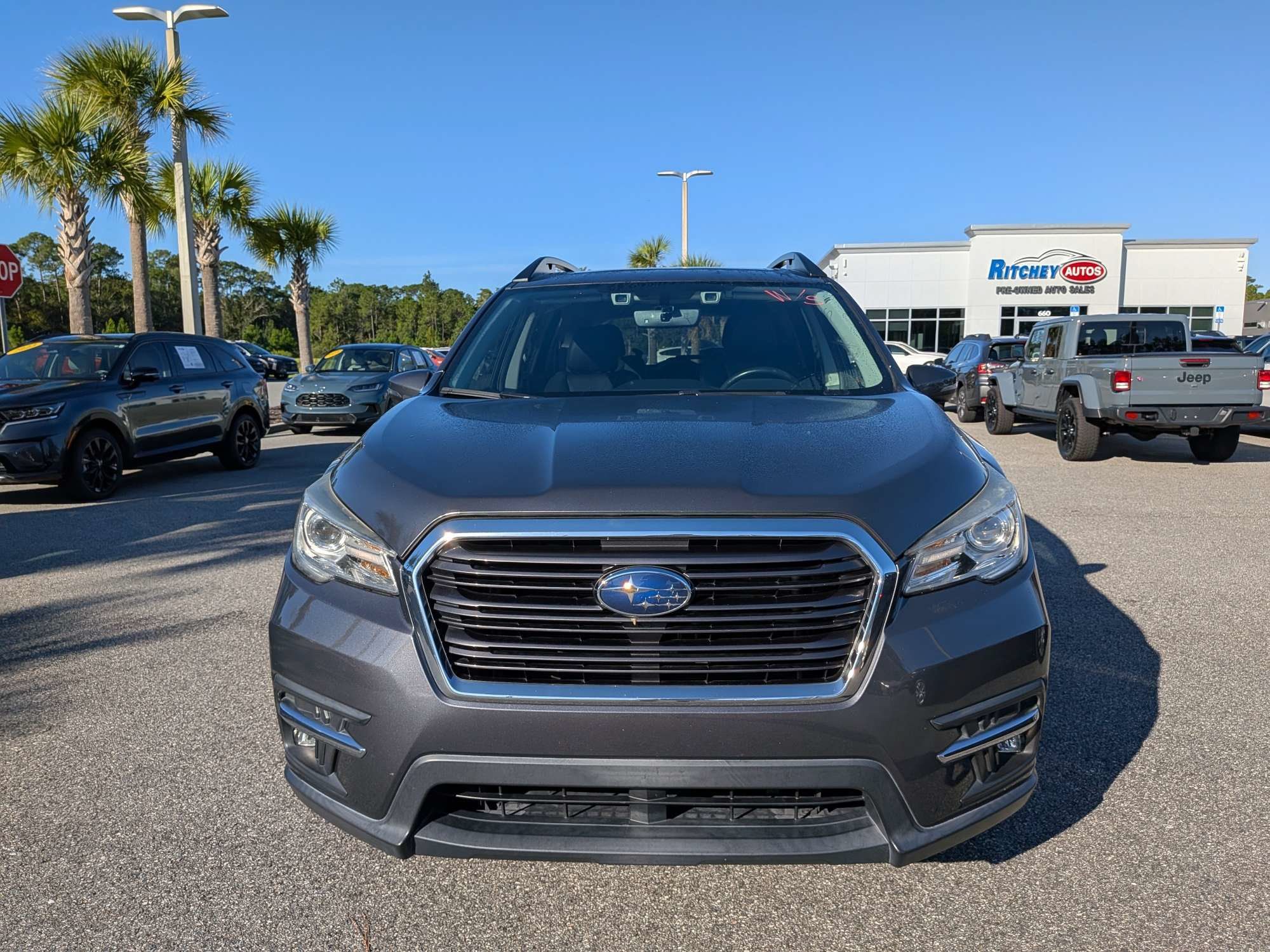 Used 2022 Subaru Ascent Limited w/ Technology Package AWD/4WD image 9