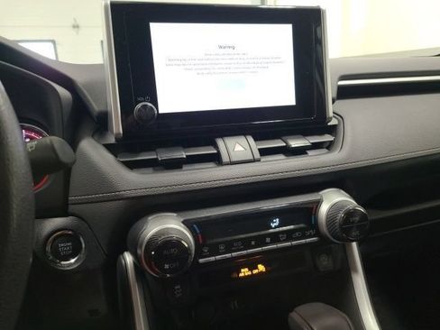Certified 2023 Toyota RAV4 XLE AWD/4WD image 27