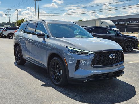 Certified 2025 INFINITI QX60 Luxe w/ Black Edition AWD/4WD image 2