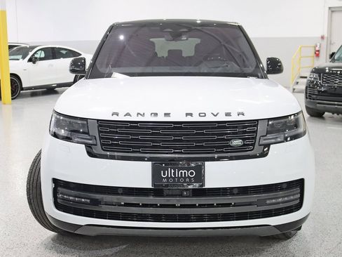 Used 2023 Land Rover Range Rover SE image 9