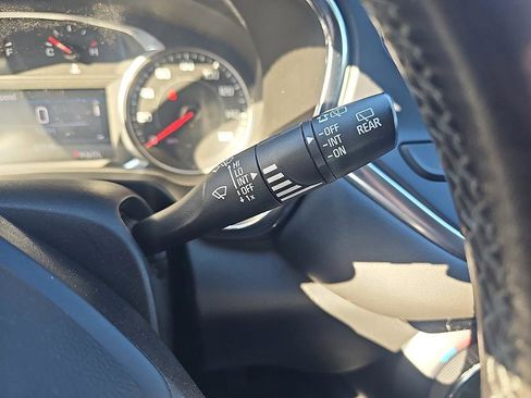 Used 2019 Chevrolet Blazer LT image 20