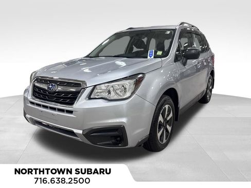 Used 2017 Subaru Forester 2.5i w/ Alloy Wheel Package image 3