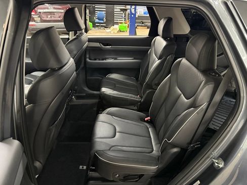 Used 2023 Hyundai Palisade SEL w/ Cargo Package AWD/4WD image 10