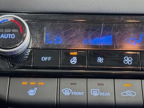 Used 2024 Hyundai Elantra SEL FWD image 19