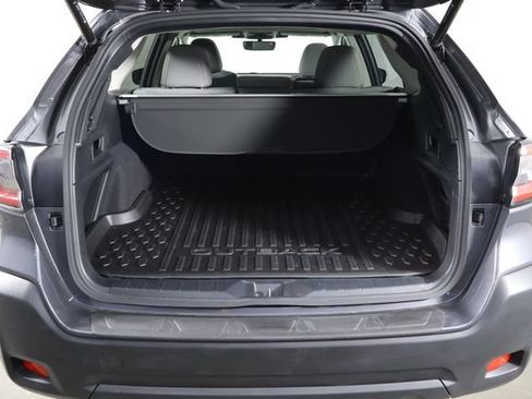 Used 2025 Subaru Outback Premium AWD/4WD image 17