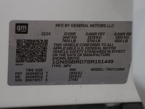 Used 2025 Chevrolet Suburban LS image 49