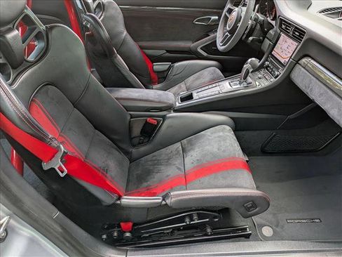 Used 2018 Porsche 911 GT3 RWD image 18