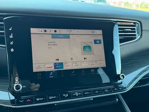 Used 2022 Jeep Wagoneer Series II image 41