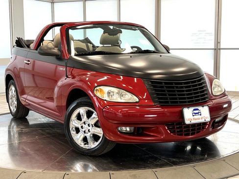 Used 2005 Chrysler PT Cruiser Touring image 1