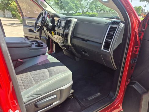 Used 2015 RAM 1500 Big Horn RWD image 17